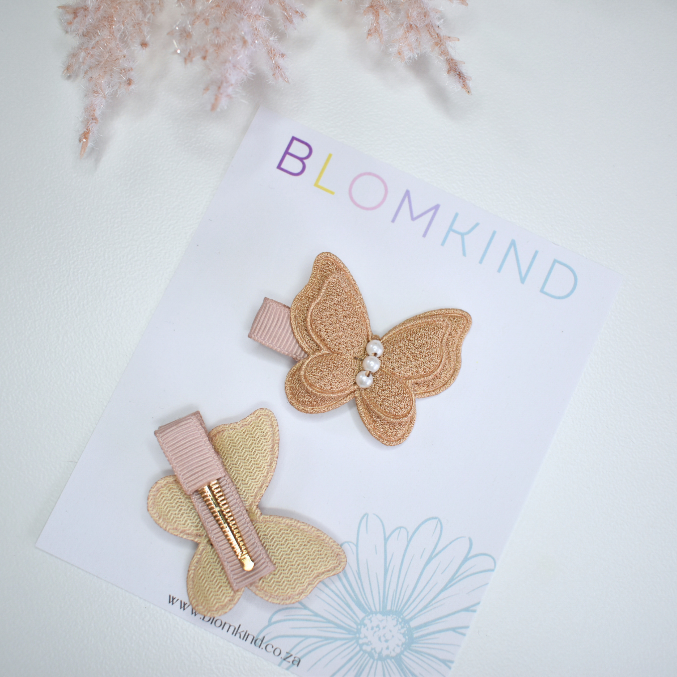 Flutter Pearl Fudge Clips  - Set of 2