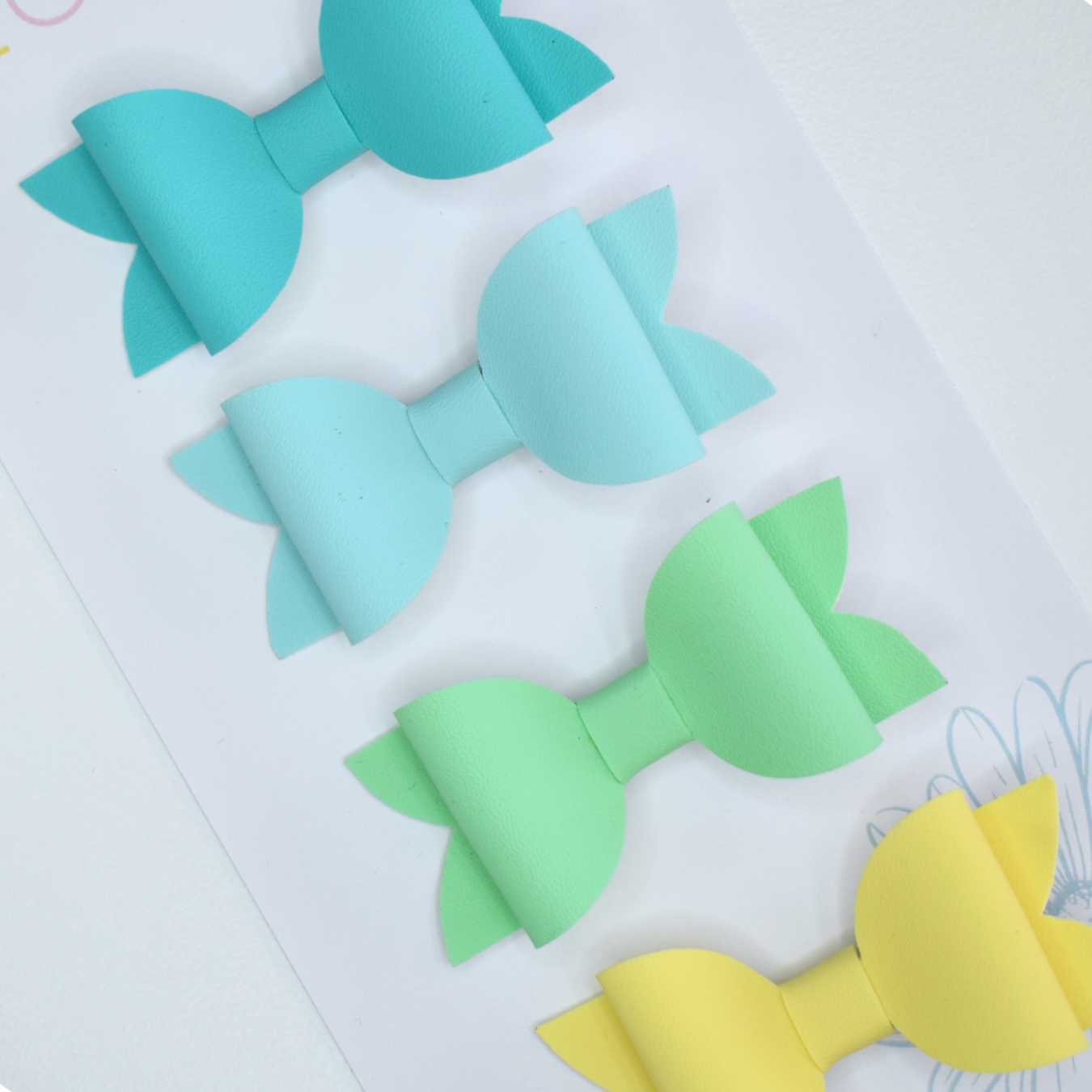 Breeze Bows - Set of 4