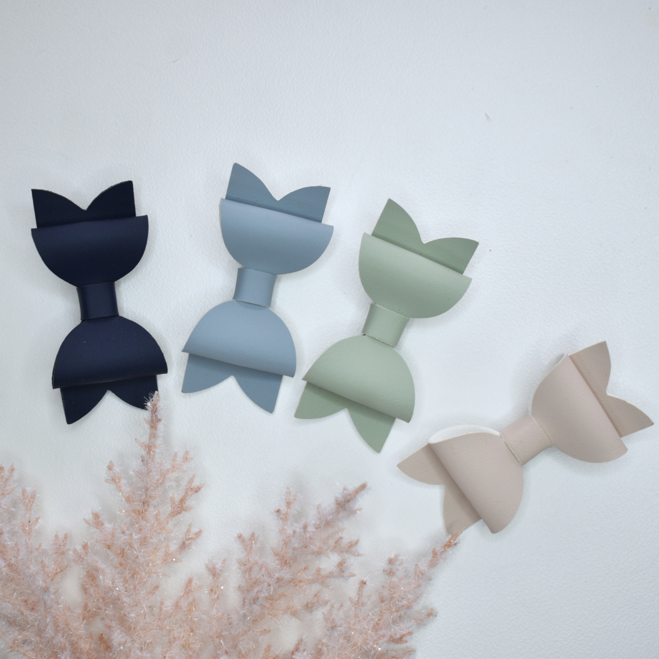 Coastal Charm Bows - Set of 4